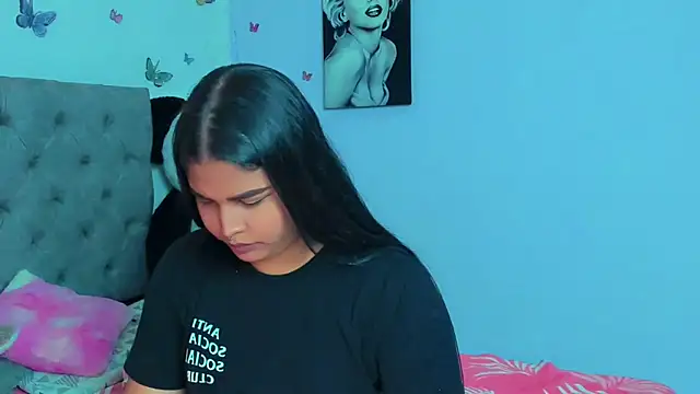 mabellfox online show from February 8, 12:17 am