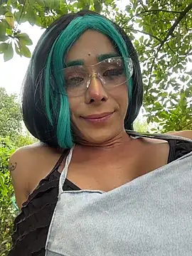 Snapshot of Mydreams69 chatting on June 15, 4:28 pm Mydreams69 online show from June 15, 4:28 pm