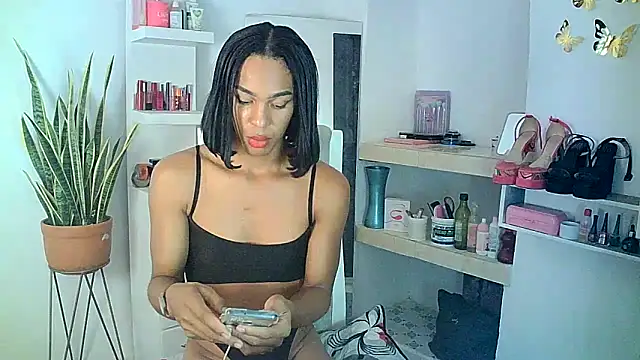 Snapshot of carmen14 chatting on March 7, 10:02 am carmen14 online show from March 7, 10:02 am