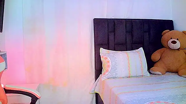 carmen14 online show from April 11, 7:45 am