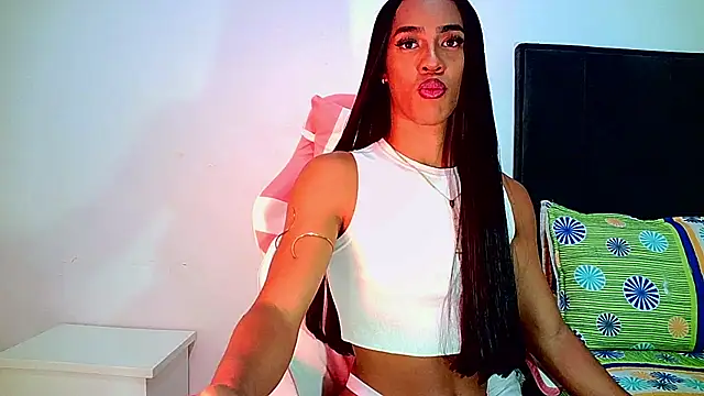 carmen14 online show from July 18, 1:20 pm