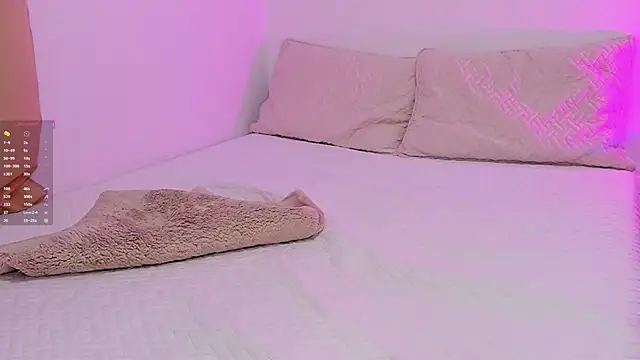 soyamandaa  online show from October 28, 10:52 pm