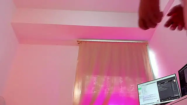 soyamandaa  online show from October 13, 7:04 pm