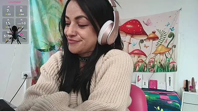 LovelyAzucena online show from March 10, 2:10 pm