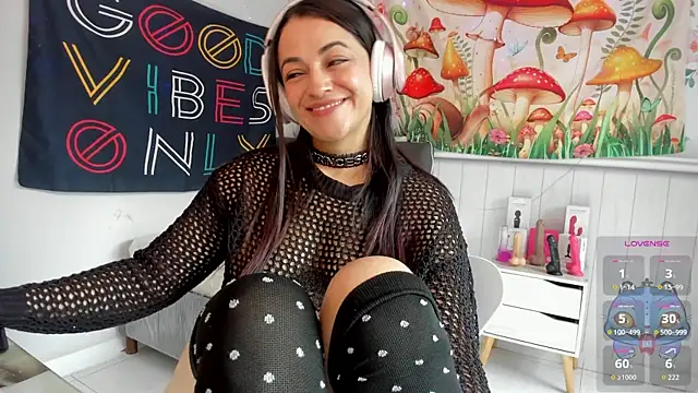 Snapshot of LovelyAzucena chatting on November 26, 1:55 pm LovelyAzucena online show from November 26, 1:55 pm