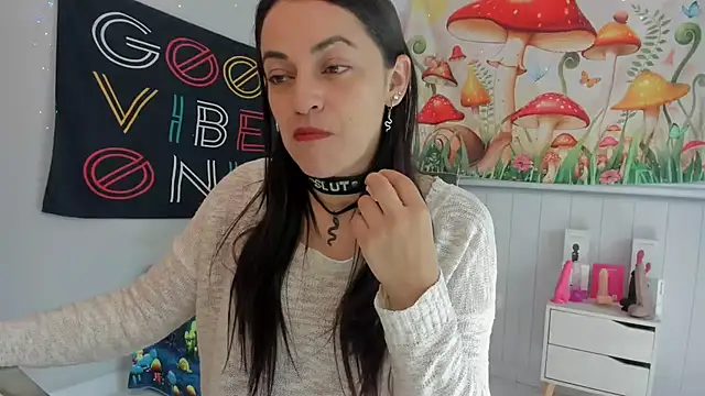 Snapshot of LovelyAzucena chatting on October 28, 2:38 pm LovelyAzucena online show from October 28, 2:38 pm