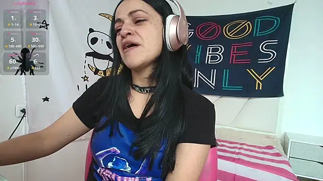 LovelyAzucena online show from March 19, 6:41 pm