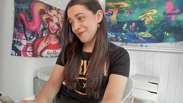 Snapshot of LovelyAzucena chatting on December 5, 4:16 pm LovelyAzucena online show from December 5, 4:16 pm