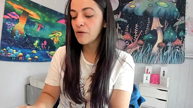 LovelyAzucena online show from October 16, 2:14 pm