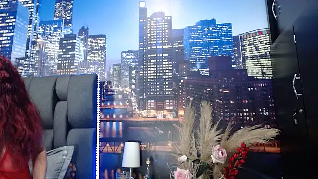 Lucy mature8 online show from December 19, 8:33 pm