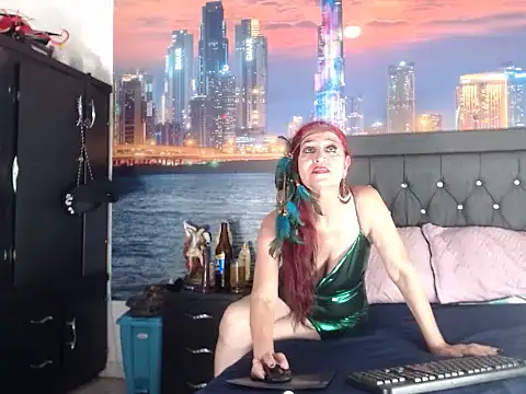 Snapshot of Lucy_mature8 chatting on February 22, 7:58 pm Lucy mature8 online show from February 22, 7:58 pm