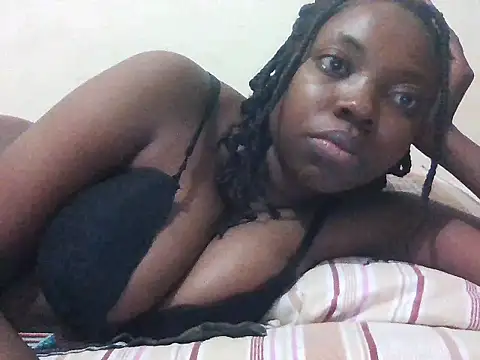 Snapshot of Sexxy_blush1 chatting on October 5, 9:38 pm Sexxy blush1 online show from October 5, 9:38 pm