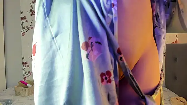 Alisagold90 online show from December 15, 7:58 am