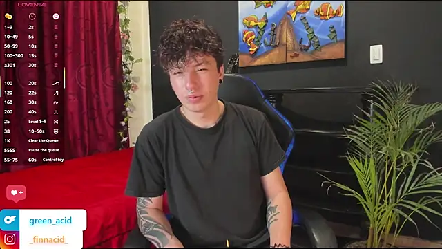 Snapshot of Green_acid01 chatting on November 25, 6:19 pm Green acid01 online show from November 25, 6:19 pm