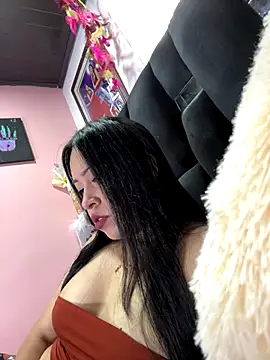 Noa Sakura  online show from December 18, 9:51 pm