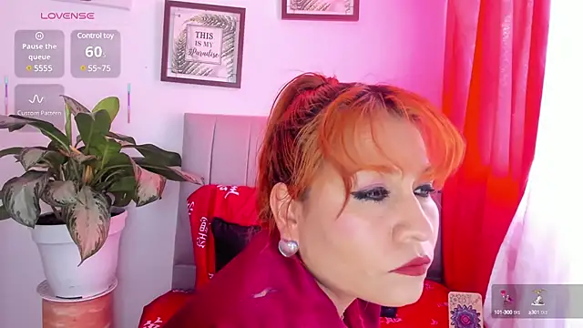 Victoria Caruso online show from March 8, 8:25 pm