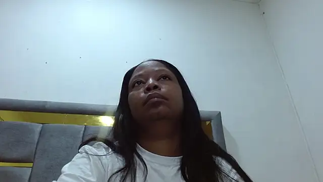 Snapshot of Cholatin chatting on February 7, 12:24 pm Cholatin online show from February 7, 12:24 pm