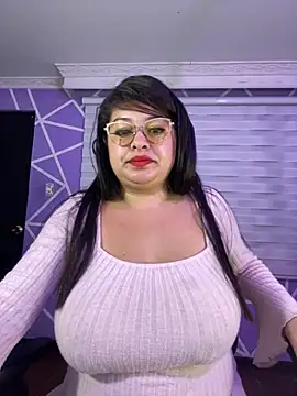 MiiaaJoness online show from February 6, 5:25 am