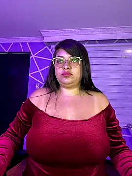 Snapshot of MiiaaJoness chatting on September 25, 3:51 pm MiiaaJoness online show from September 25, 3:51 pm