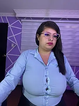 MiiaaJoness online show from April 23, 8:32 pm