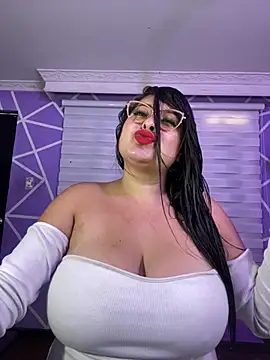 MiiaaJoness online show from February 10, 3:33 pm