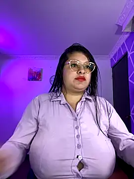 Snapshot of MiiaaJoness chatting on November 26, 2:50 pm MiiaaJoness online show from November 26, 2:50 pm