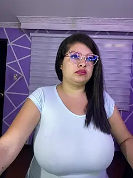 MiiaaJoness online show from May 8, 3:16 pm