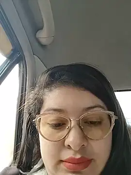 Snapshot of MiiaaJoness chatting on November 22, 2:05 pm MiiaaJoness online show from November 22, 2:05 pm