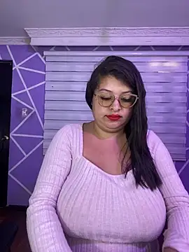 MiiaaJoness online show from March 26, 7:01 pm