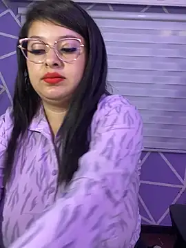 MiiaaJoness online show from May 7, 8:34 pm