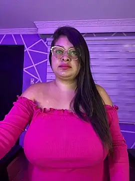 Snapshot of MiiaaJoness chatting on October 21, 2:49 pm MiiaaJoness online show from October 21, 2:49 pm