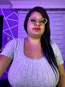 Snapshot of MiiaaJoness chatting on September 11, 2:50 pm MiiaaJoness online show from September 11, 2:50 pm