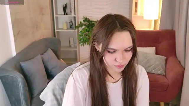 Snapshot of ChloeSunny chatting on May 1, 6:24 pm ChloeSunny online show from May 1, 6:24 pm