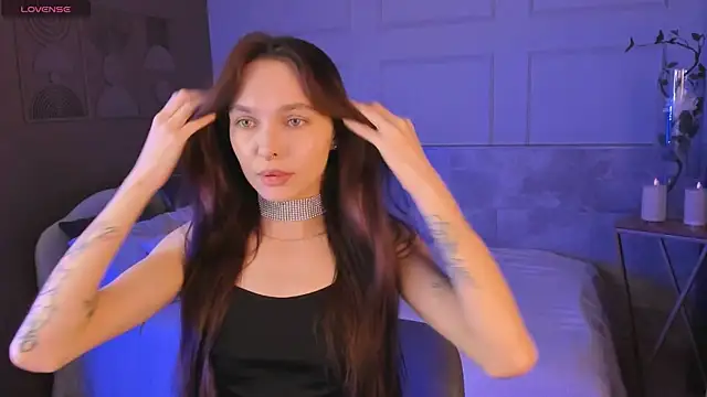 Snapshot of ChloeSunny chatting on March 31, 6:04 am ChloeSunny online show from March 31, 6:04 am