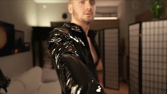 enjoy me online show from February 17, 3:33 pm