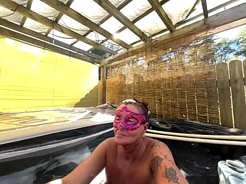 Snapshot of prainxxx22 chatting on November 5, 7:17 pm prainxxx22 online show from November 5, 7:17 pm