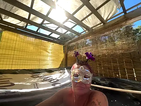 Snapshot of prainxxx22 chatting on October 23, 6:17 pm prainxxx22 online show from October 23, 6:17 pm