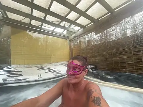 Snapshot of prainxxx22 chatting on December 4, 7:13 pm prainxxx22 online show from December 4, 7:13 pm