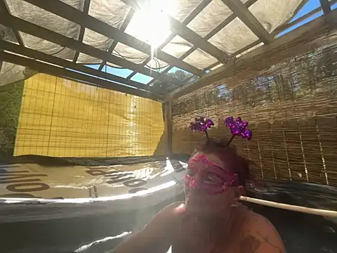 Snapshot of prainxxx22 chatting on October 20, 6:19 pm prainxxx22 online show from October 20, 6:19 pm