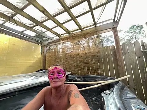 Snapshot of prainxxx22 chatting on November 13, 7:18 pm prainxxx22 online show from November 13, 7:18 pm