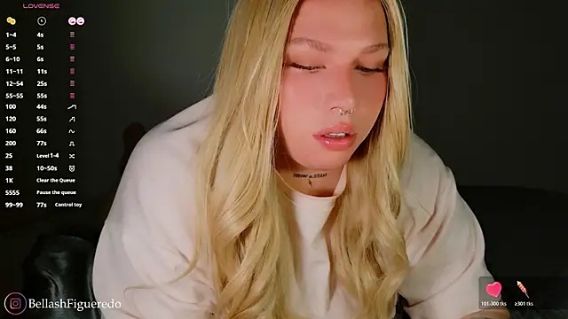 IsabellaFigueredo   online show from December 16, 4:55 pm