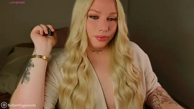 IsabellaFigueredo   online show from March 20, 8:37 am