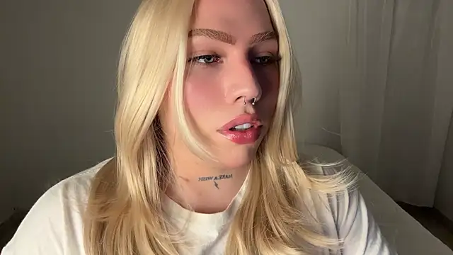 IsabellaFigueredo   online show from March 3, 2:07 am