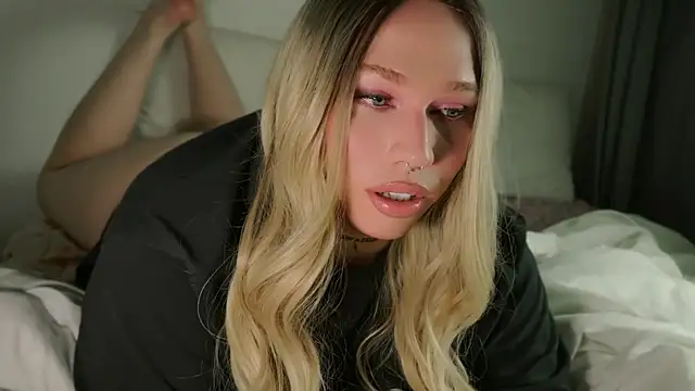 IsabellaFigueredo   online show from May 21, 10:56 am