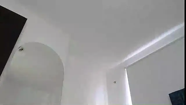 Snapshot of ayy_falcon chatting on February 27, 7:04 pm ayy falcon online show from February 27, 7:04 pm