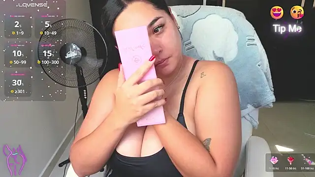 CelesteBrucee online show from March 31, 7:05 pm