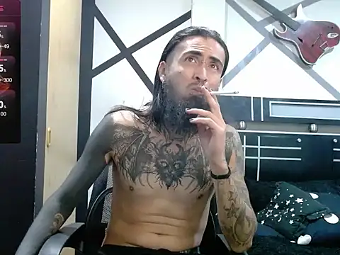 Snapshot of daimon_rockkk chatting on October 31, 3:14 am daimon rockkk online show from October 31, 3:14 am