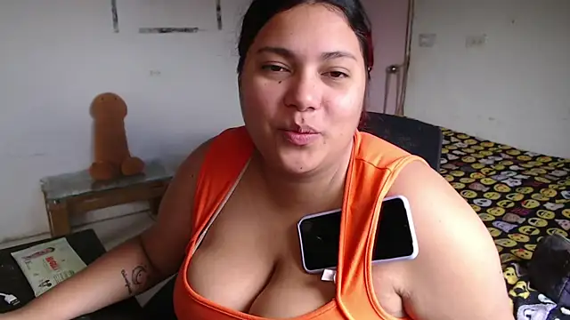 girl milk2 online show from May 1, 2:33 pm