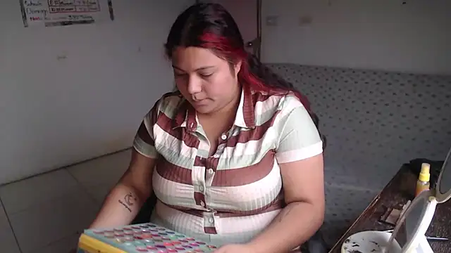 Snapshot of girl_milk2 chatting on November 27, 7:58 pm girl milk2 online show from November 27, 7:58 pm