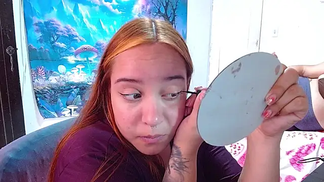 Snapshot of girl_milk2 chatting on January 24, 3:45 pm girl milk2 online show from January 24, 3:45 pm